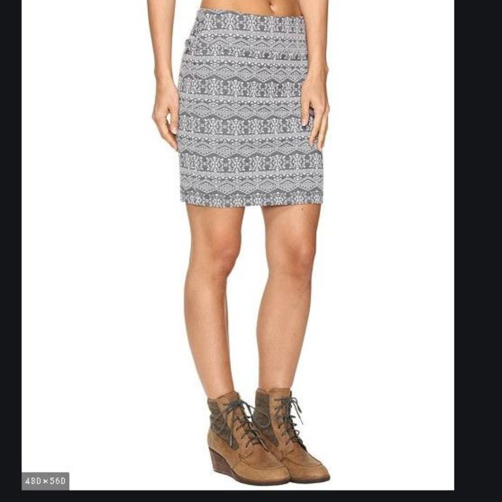 KAVU Mini Skirt NAVY Womens Medium NWT